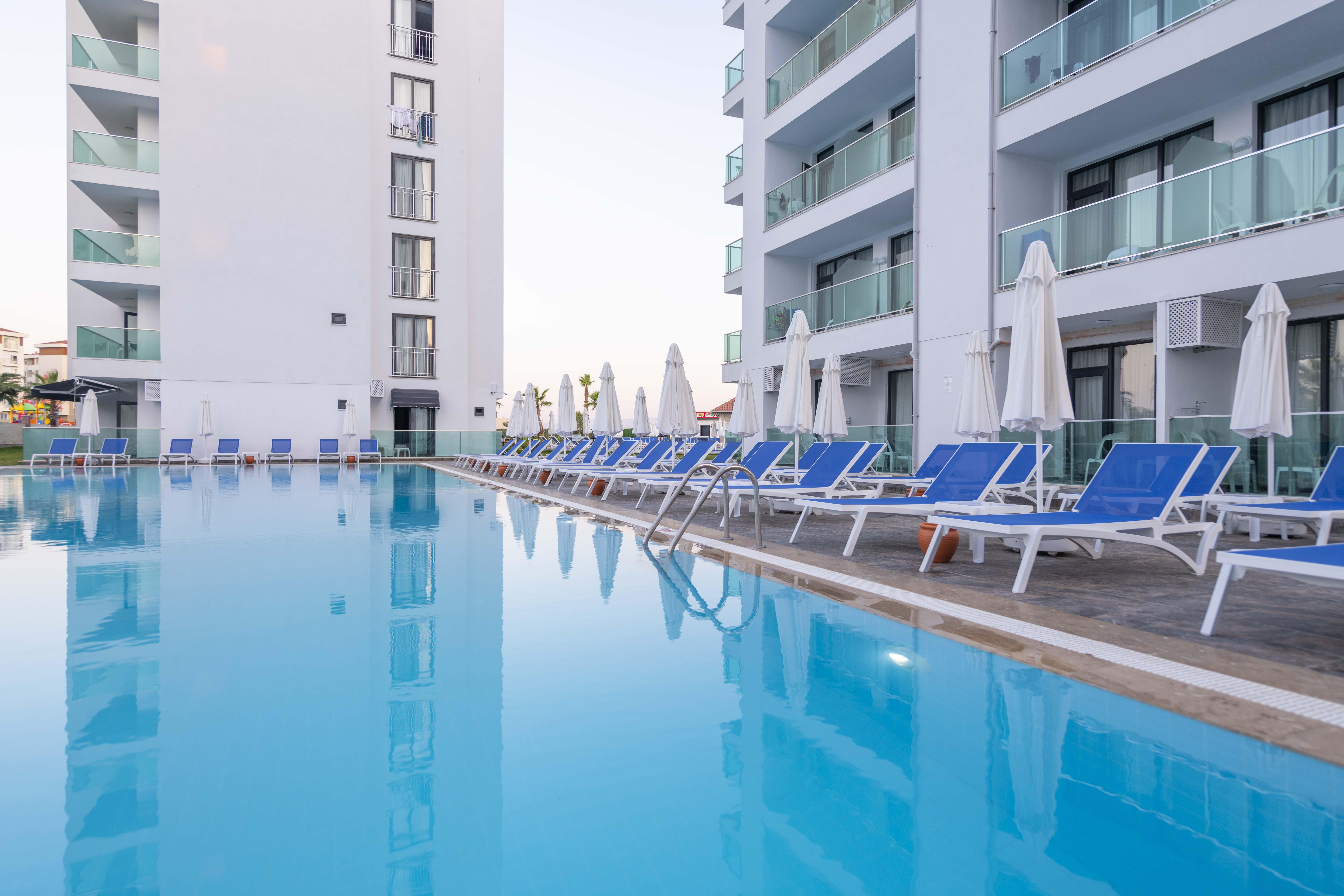 Royal Towers Lara Hotel อันตัลยา ภายนอก รูปภาพ